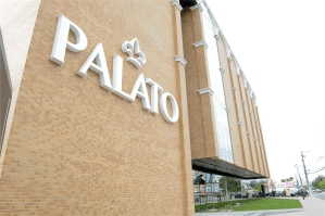 09592620082013_fachadapalatofarolLarge