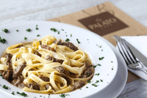 10061307082013_pratos_cafe_tagliatelle_escalope_de_file